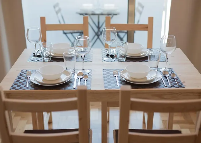 Guest Wine Experience Flat דירה *